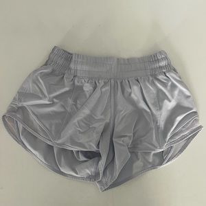 Lavender Lululemon Hotty Hot 2.5” Shorts